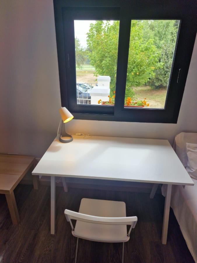 בסריל דה לה סיירה El Nido Del Aguila Hotel Las Gacelas, Becerril מראה חיצוני תמונה